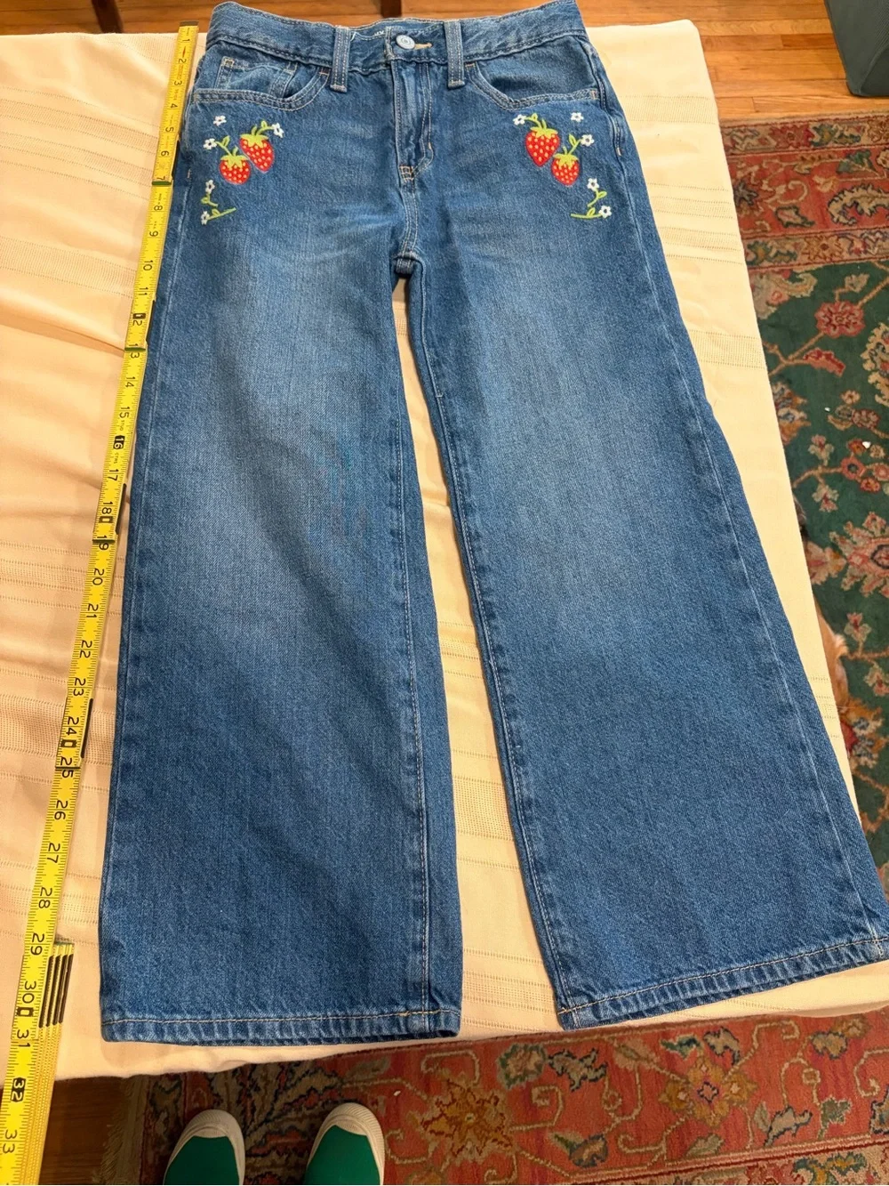 Girls 10 Old Navy Blue Wide-Leg Jeans with Strawberry Embroidery